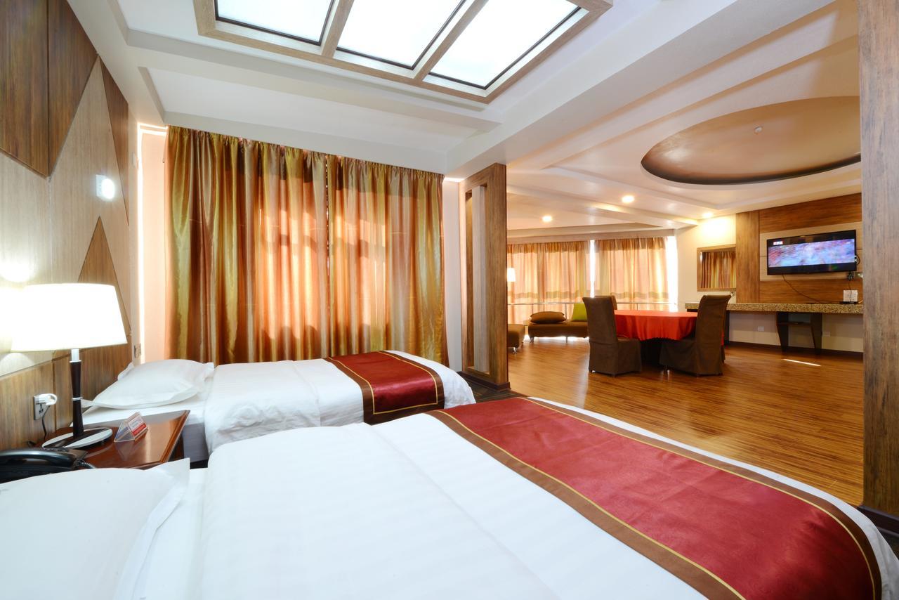 Zolo Hotel Ulaanbaatar Bagian luar foto