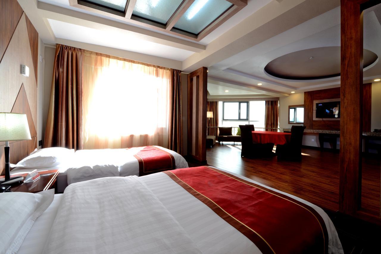 Zolo Hotel Ulaanbaatar Bagian luar foto
