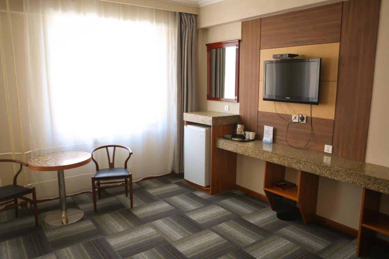 Zolo Hotel Ulaanbaatar Bagian luar foto
